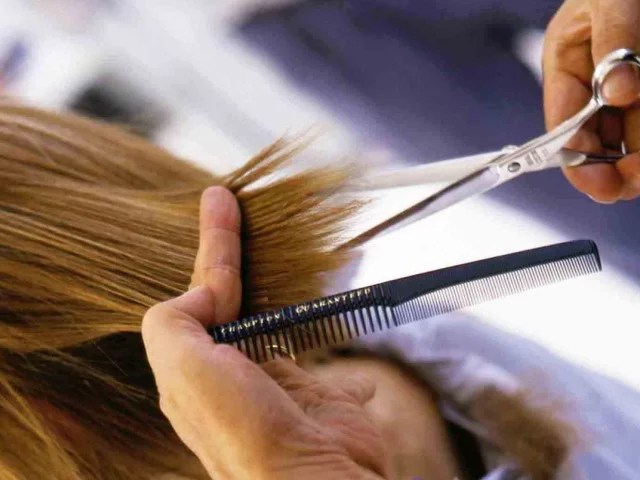 Kuaförler de, müşterileri de bulaşıcı hastalıklardan&nbsp;habersiz